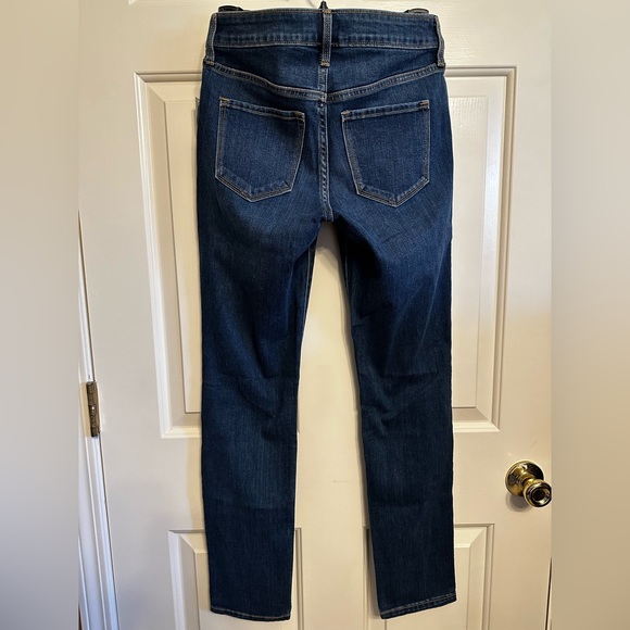 Old Navy Dark Wash Power Straight Distressed Jeans size 2 NWT - Picture 3 of 9